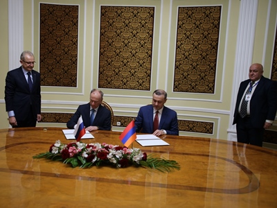 Armenian and Russian Security Councils' Secretaries meet