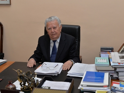 Armen Sarkissian congratulates Armenia National Academy of Sciences President on 85th birthday