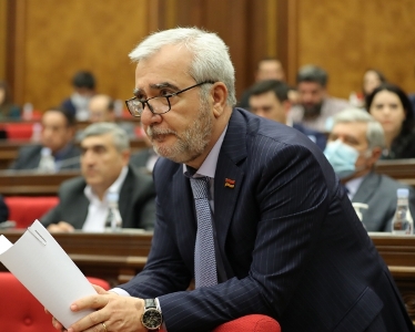 Անդրանիկ Քոչարյանն անցնում է բարեկրթության բոլոր սահմանները․ Ժուռնալիստների միություն