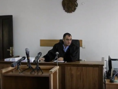 Ռուբեն Վարդազարյանի բողոքը քննող դատավոր Դավիթ Հարությունյանը ինքնաբացարկ չհայտնեց