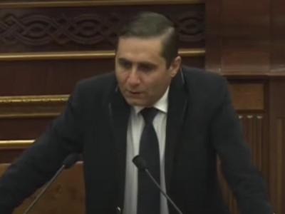 Բոլոր ուժային կառույցների ներկայացուցիչները հրավիրված են եղել ԱԺ նիստին, չգիտեմ՝ ինչու չկան. Արման Աբովյան