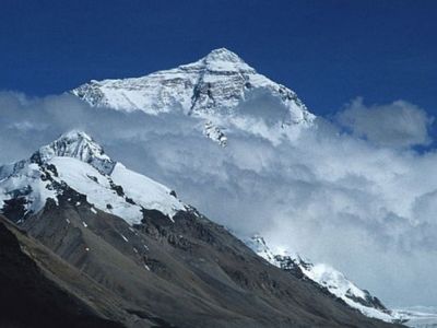 China 'closing' Everest amid COVID-19 fears