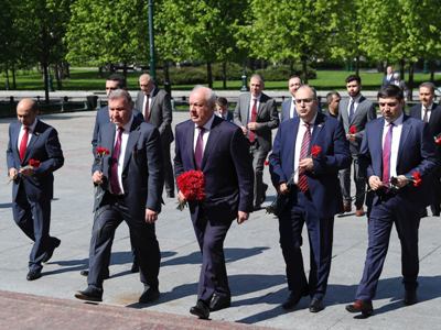 Ռուսաստանի հետ պետք է կնքենք նոր ռազմաքաղաքական պայմանագիր. Այլընտրանք չկա. Միքայել Մելքումյան
