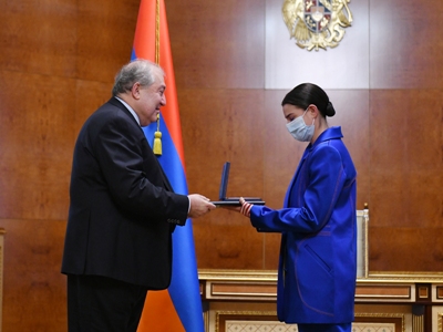 Armenia President grants state award to Armenian-Lithuanian operatic soprano Asmik Grigorian