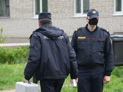Belarusian opposition journalist detained at Minsk airport