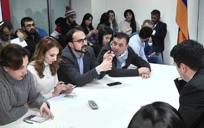 «Հրապարակ». «ՔՊ»-ի ցուցակում վերջին պահին փոփոխություններ են եղել. Արարատ Միրզոյանը և Ավինյանն կարող են գնալ դեսպան