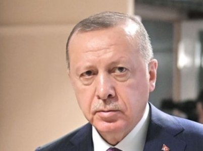 Bloomberg: Support for Erdogan's ruling party hits record low