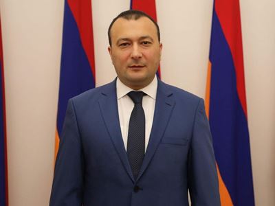 Խորհրդարանը պետությանը ծառայելու հարթակներից ընդամենը միայն մեկն է. Վահե Էնֆիաջյան