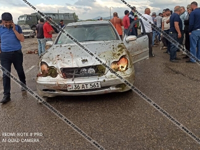 Արտակարգ դեպք Գեղարքունիքում․ Mercedes-ը մխրճվել է ոչխարի հոտի մեջ․ 30-ից ավելի ոչխար սատկել է (ֆոտո)