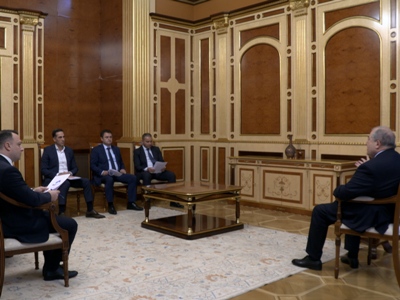 Armenia President receives acting high-tech and economy ministers and CEO of FAST