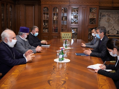 Ամենայն Հայոց Կաթողիկոսն ընդունել է ՀՀ-ում Ղազախստանի նորանշանակ դեսպանին