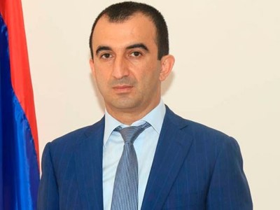Մեհրաբի եւ Մեղրիի հրամանատարները մաքուր զինվորական են, ոչ մի անգամ չեն խառնվել քաղաքական պրոցեսներին. Մեղրիի քաղաքապետ