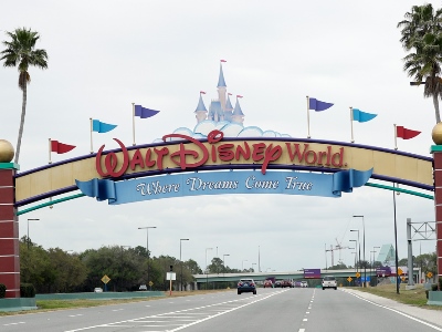 Disney World-ը թուլացնում է կորոնավիրուսային սահմանափակումները այգու տարածքում