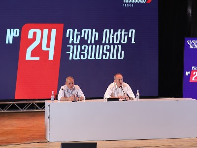 Armenia 2nd President promises to disclose data on number of servicemen who fell in the war