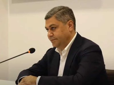 Ո՞ւմ իշխանության օրոք թալանված գումարներն էիք դուք հետ բերում ԱԱԾ տնօրենի պաշտոնում. Հարց՝ Վանեցյանին