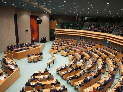 Парламент Нидерландов потребовал от правительства не присылать официальную делегацию в Баку на Евро-2020