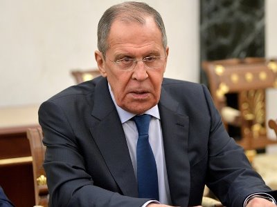 Лавров: Россия вместе с другими сопредседателями МГ помогает сторонам карабахского конфликта укреплять доверие