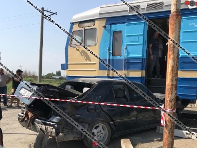Արտակարգ դեպք Արմավիրի մարզում. բախվել են Երևան-Գյումրի մարդատար գնացքն ու Mercedes-ը. կան վիրավորներ