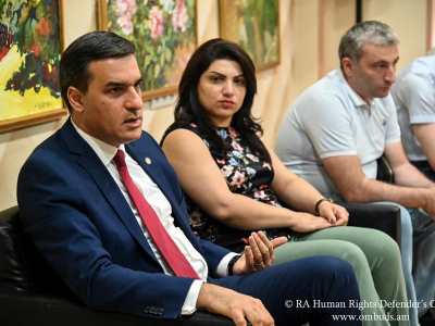 Հադրութցիների հետ քննարկել ենք նրանց իրավունքներին վերաբերող հարցեր. Թաթոյան