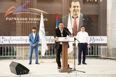 «Փաստ». Գագիկ Ծառուկյանը մնալու է քաղաքականության մեջ