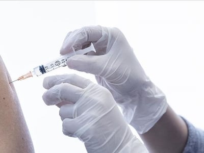 ЕС надеется в июле достигнуть цели по вакцинации 70% взрослого населения