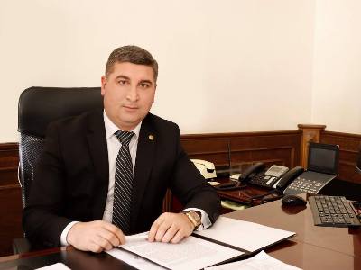 Մարզպետը գտնում է, որ «խայտառակ պարտություն կրած համայնքապետերը» պետք է հեռանան