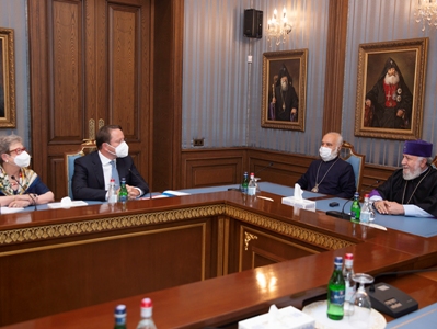 Գարեգին Բ-ն ընդունել է Եվրոպական հանձնաժողովի հարևանության և ընդլայնման հարցերով հանձնակատարին