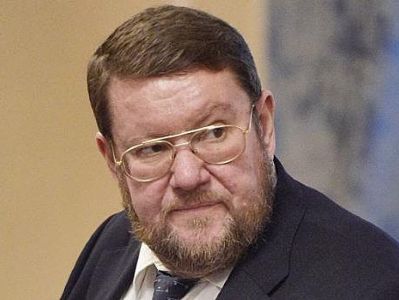 Евгений Сатановский: Абсолютно недееспособный популист продолжает руководить Арменией