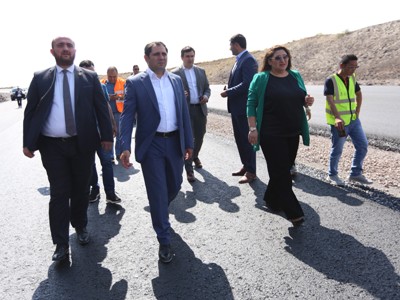 Սուրեն Պապիկյանը ծանոթացել է Հյուսիս-հարավ ճանապարհային միջանցքի ասֆալտապատման աշխատանքներին