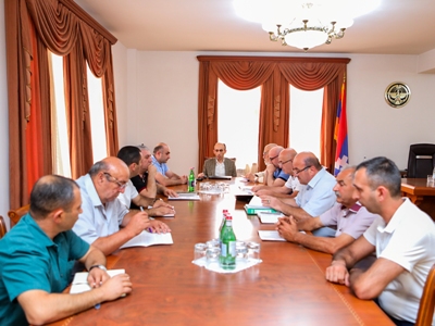 Այս իրավիճակում կարեւորվում է բնական պաշարների, անտառածածկ տարածքների խելամիտ օգտագործումը. Արտակ Բեգլարյան