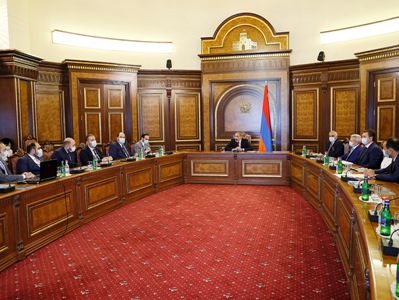 Նիկոլ Փաշինյանի մոտ քննարկվել է Հայաստանի պետական հետաքրքրությունների ֆոնդի գործունեության հաշվետվությունը
