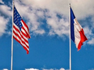 Франция и США призвали ливанских политиков срочно сформировать кабинет министров