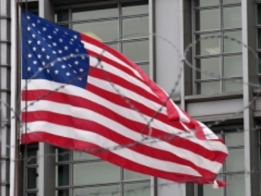 Vietnam calls on Washington to lift Cuba embargo