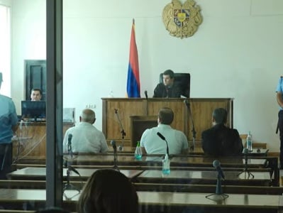 Yerevan judge leaves for consultation room to render decision on pre-trial measure for Armen Charchyan