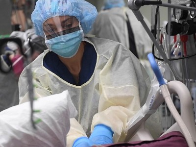 Пандемия Covid-19 привела к тому, что число смертей в Индии превысило четыре миллиона