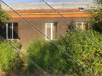 Masked man robs 70-year-old couple with weapon in Armenia's Gyumri