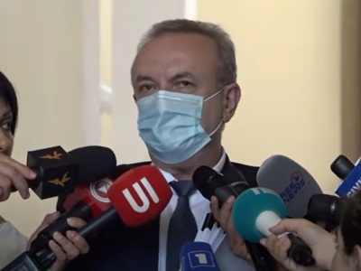 Թատրոնների միավորումը հիանալի երեւույթ է, քանի որ ոմանց համար դա փրկություն է. նախարար