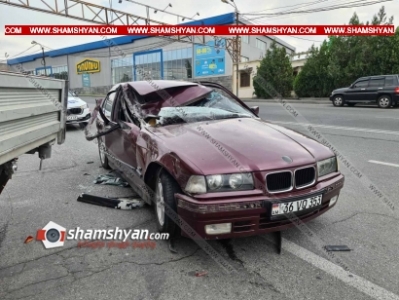 Դավիթ Բեկի պողոտայում բախվել են Mercedes-ն ու BMW-ն․ վերջինս էլ բախվել է կայանված Ford Transit-ին․ կա վիրավոր