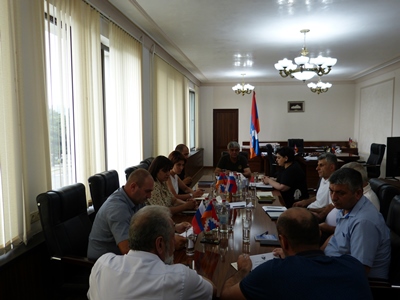 Վիտալի Բալասանյանի մոտ քննարկվել են Արցախի 8 համայնքներում ՏԻՄ արտահերթ ընտրություների հետ կապված հարցեր