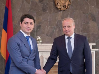 Armenia Investigative Committee chairman receives Russia Ambassador
