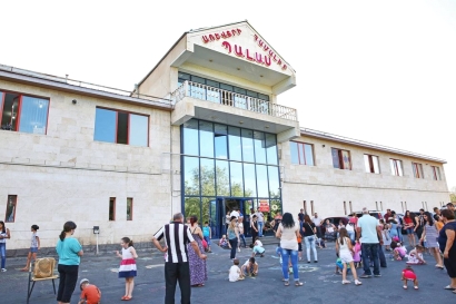 Նոր Նորքի «Պալաս» առևտրի կենտրոնի հետնամասում հնչել են կրակոցներ․ կասկածյալներից 3-ը հարազատ եղբայրներ են