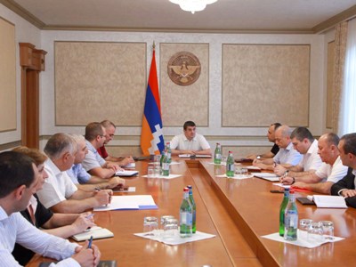 Պետությունը նոր վարկային քաղաքականություն է սկսում. Արայիկ Հարությունյանը խորհրդակցություն է հրավիրել