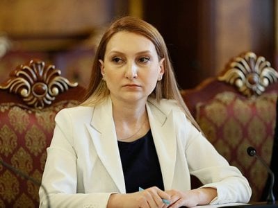 Armenia President confers diplomatic rank of ambassador extraordinary and plenipotentiary upon Lilit Makunts