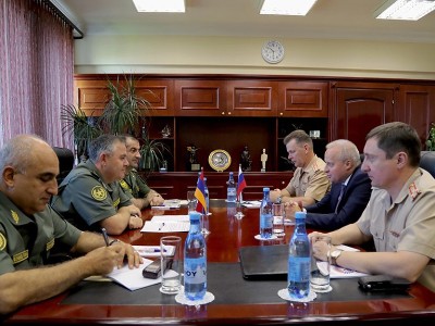 Начальник Генштаба ВС принял посла Российской Федерации в Республике Армения