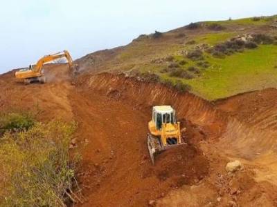 Turkish companies build new road to bypass Lachin