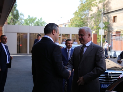 Armenia Security Council head, CSTO chief confer on situation at Azerbaijan border