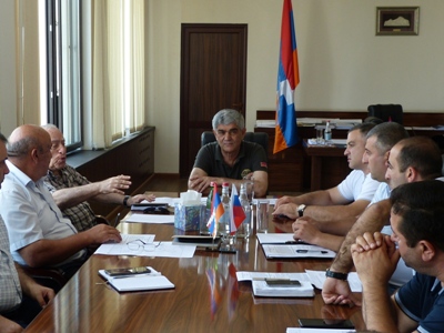 Վիտալի Բալասանյանը աշխատանքային խորհրդակցություն է անցկացրել