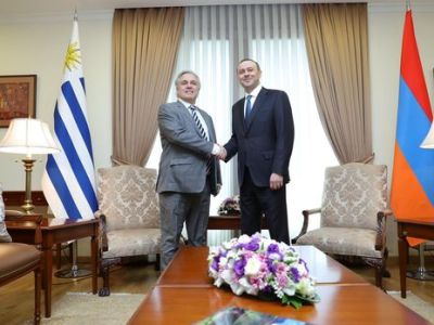 Стартовала встреча глав МИД Армении и Уругвая