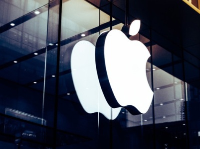 Apple откроет iPhone для спецслужб
