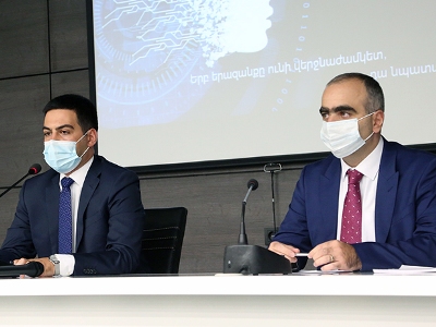 Ռուստամ Բադասյանն խորհրդակցություն է անցկացրել. քննարկվել են տեղեկատվական տեխնոլոգիաների ոլորտի նախագծեր